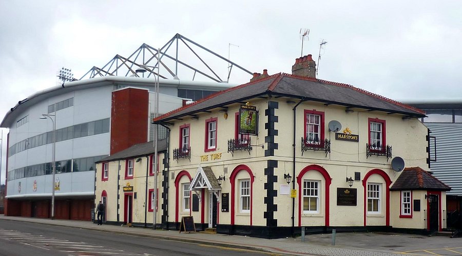 Enjoying lunch at The Turf pub next to Wrexham AFC stadium